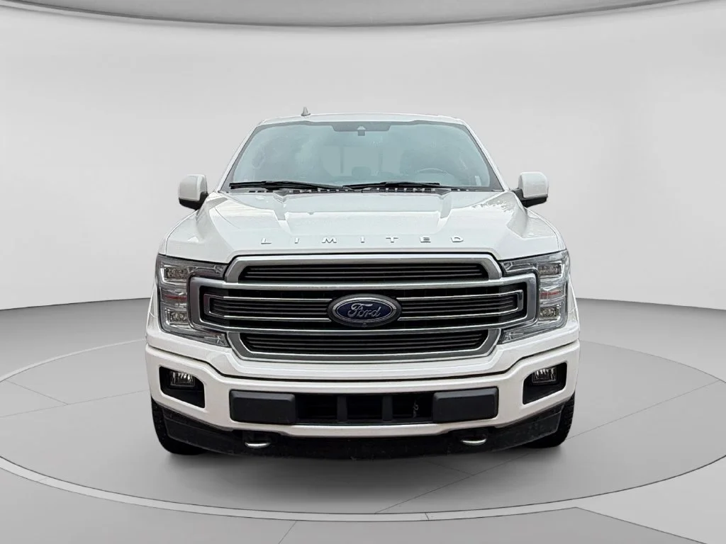 Used 2018 White Ford Limited image 8