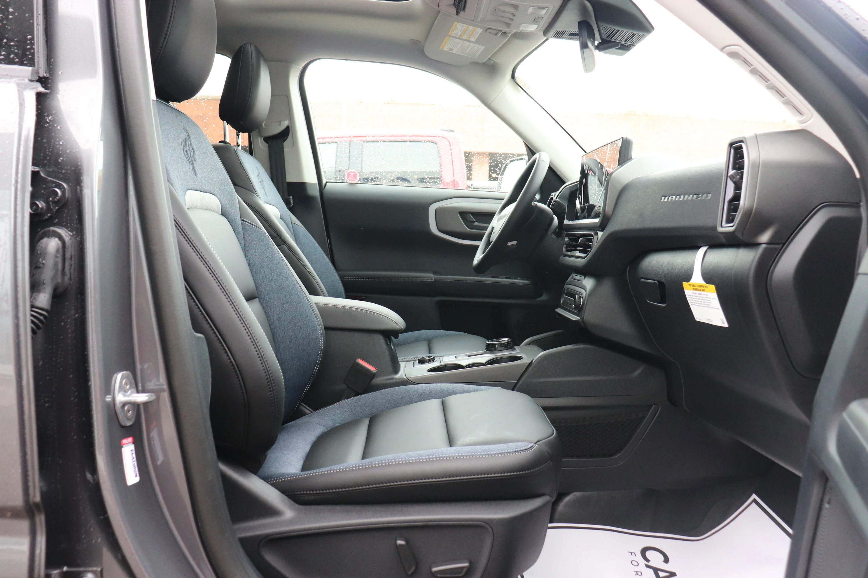 New 2026 CARBONIZED GREY Ford Outer Banks image 8