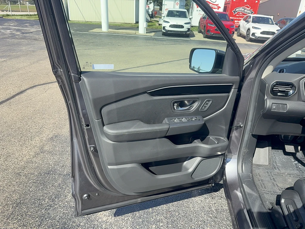2026 Honda Pilot EX-L, photo 12 of 12