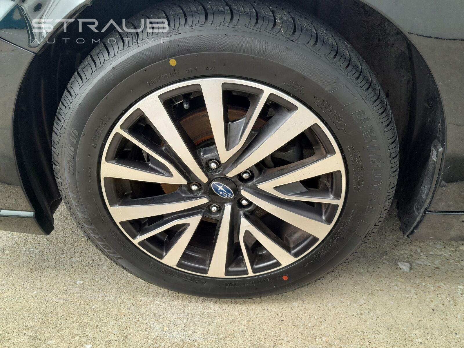 Used 2018 Crystal Black Silica Subaru Premium image 9