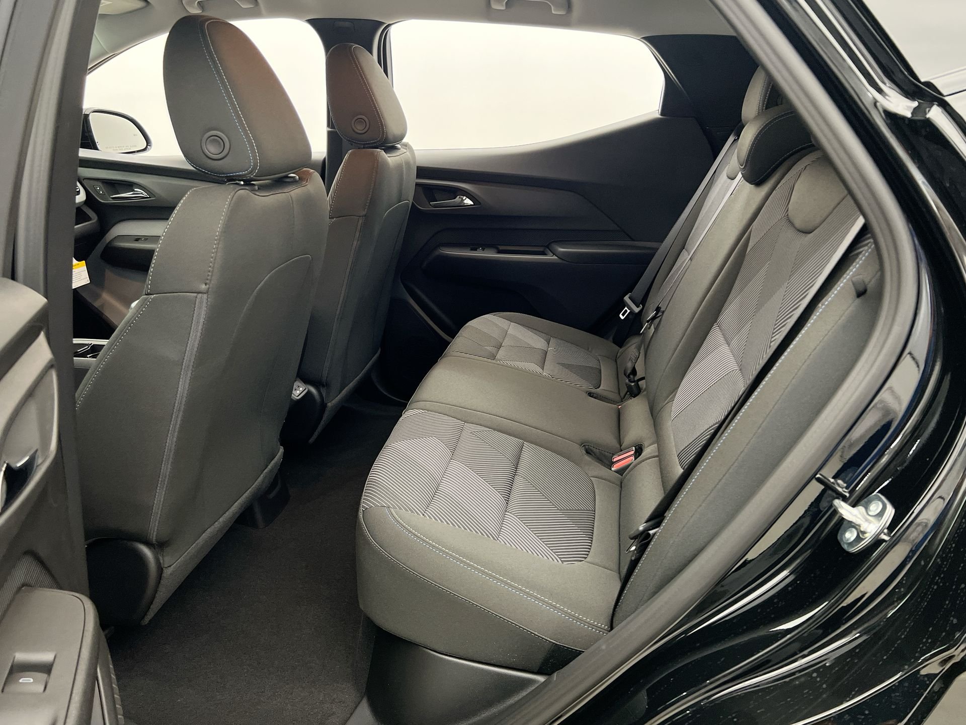 2027 Chevrolet Bolt LT - Photo 75