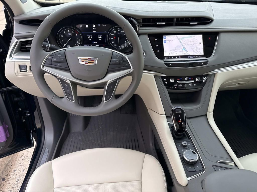 New 2026 Emerald Lake Metallic Cadillac Premium Luxury image 10