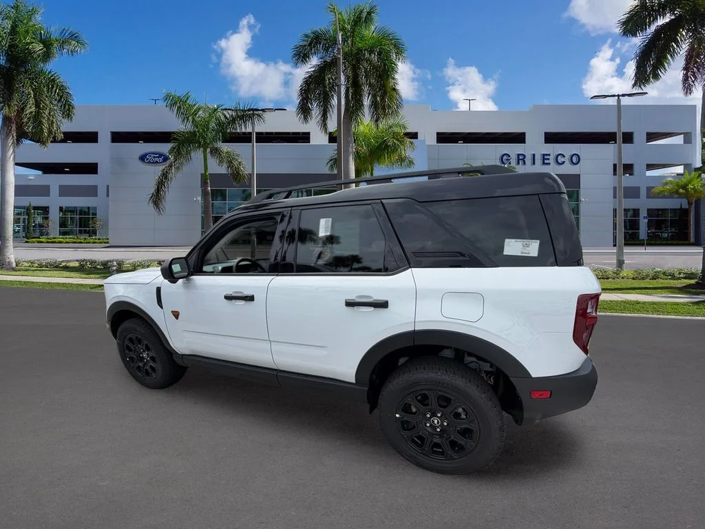 New 2026 Oxford White Ford Badlands® image 4