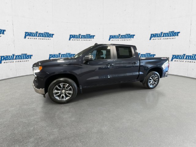 Used 2023 Gray Chevrolet LT image 6
