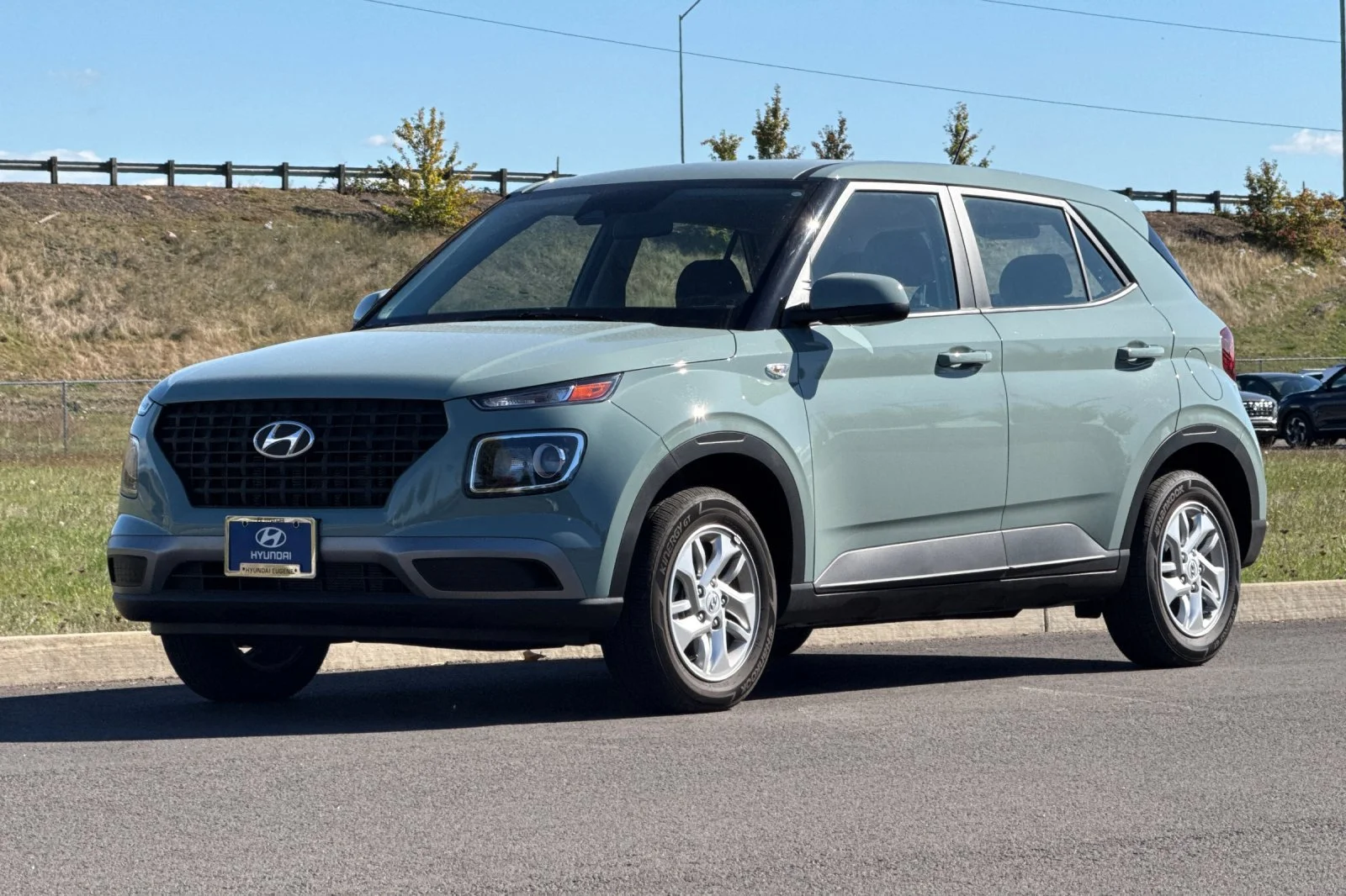 Used 2026 Green Hyundai SE image 7