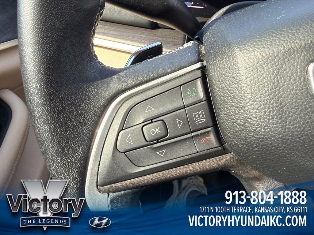 Used 2022 White Jeep Limited image 15