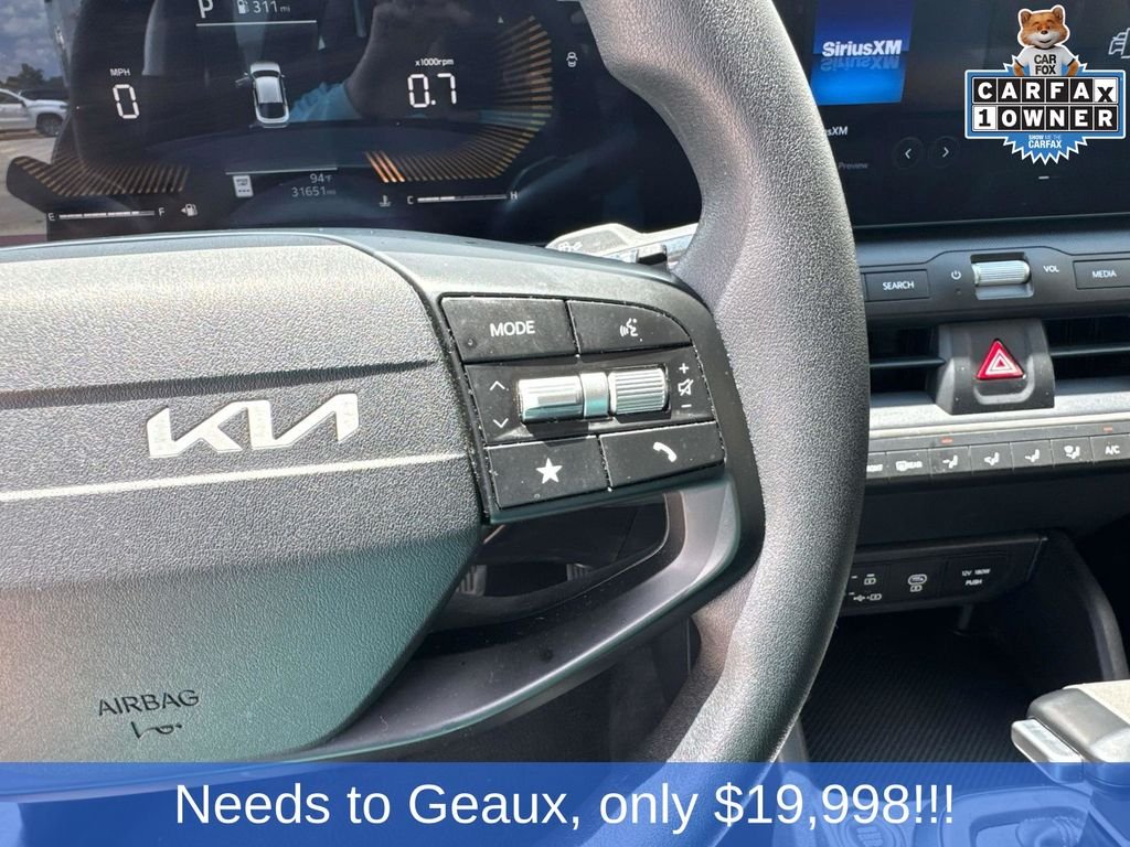 Used 2025 Gray Kia LXS image 41