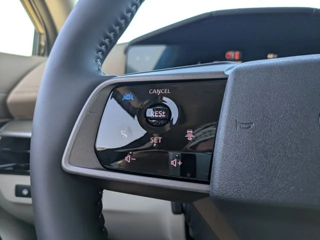 New 2026 Black Nissan Platinum image 30