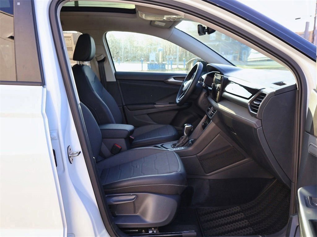 2026 Volkswagen Taos SE Black - Photo 27