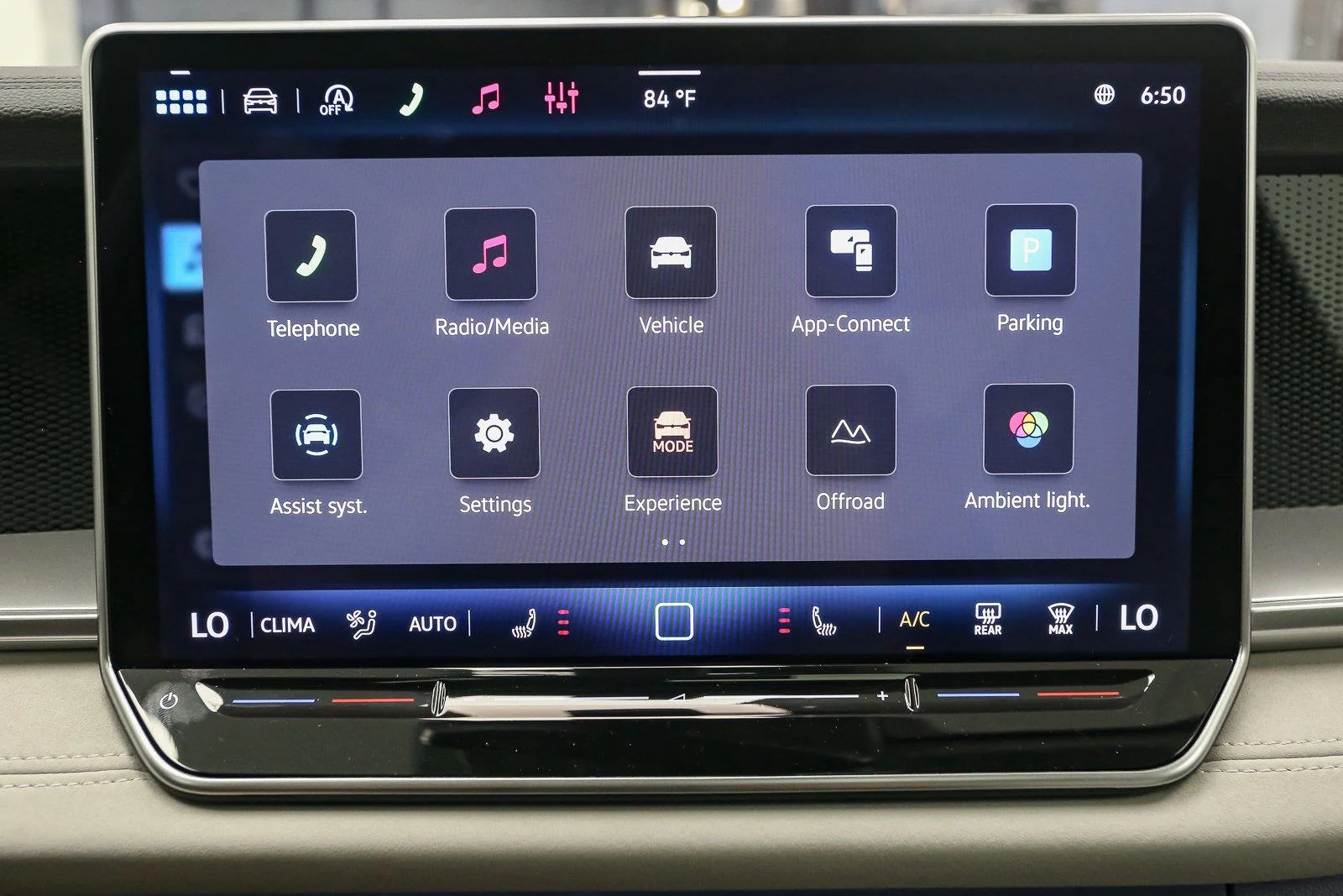 New 2026 Deep Black Pearl Volkswagen SE image 19