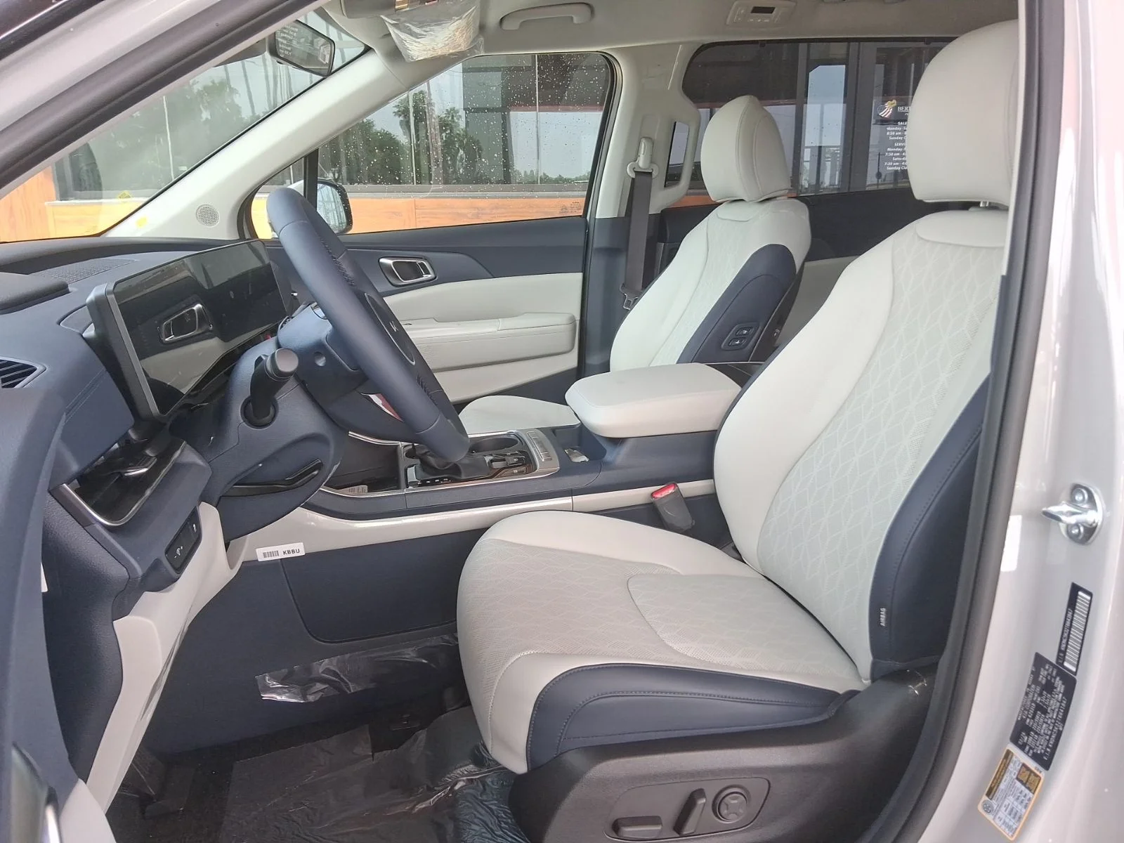 New 2026 White Kia EX image 18