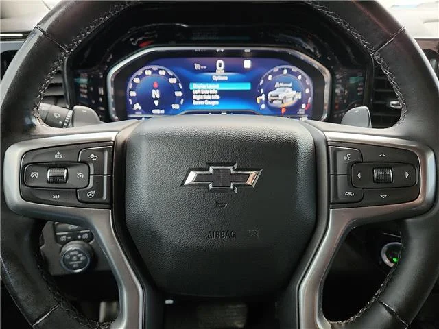 Used 2025 Summit White Chevrolet LT Trail Boss 4x4 Crew Cab 5.75 ft. box 147.4 in. image 20