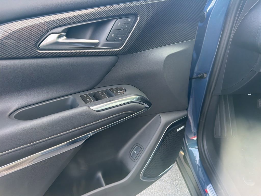 New 2026 Lakeshore Blue Metallic Chevrolet High Country image 15