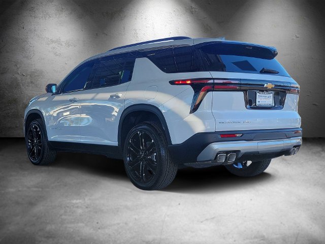 New 2027 Polar White Tricoat Chevrolet LT image 4
