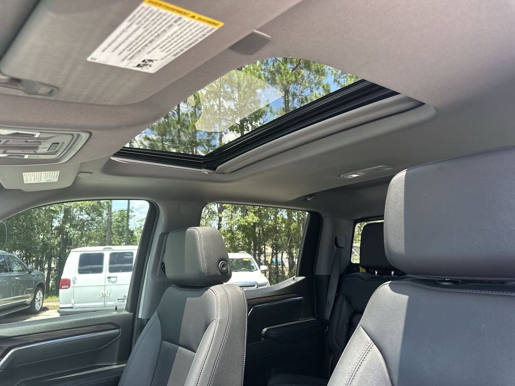 2025 GMC Sierra 1500 SLT - Photo 19