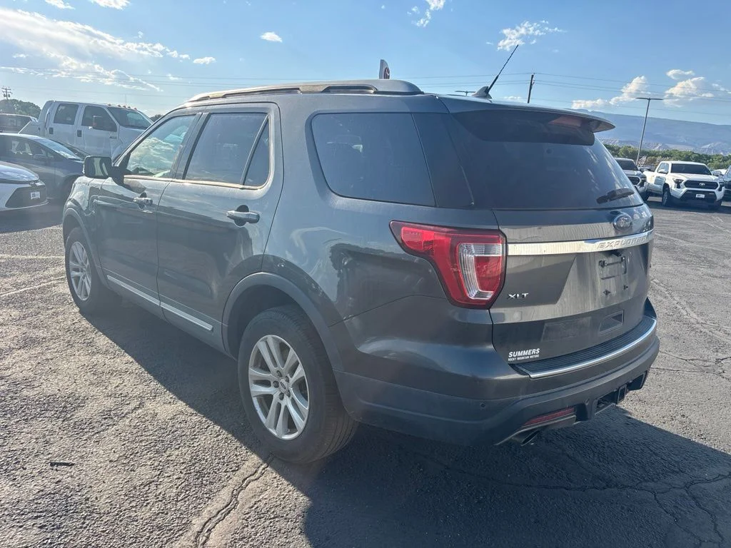 Used 2018 Magnetic Ford XLT image 6