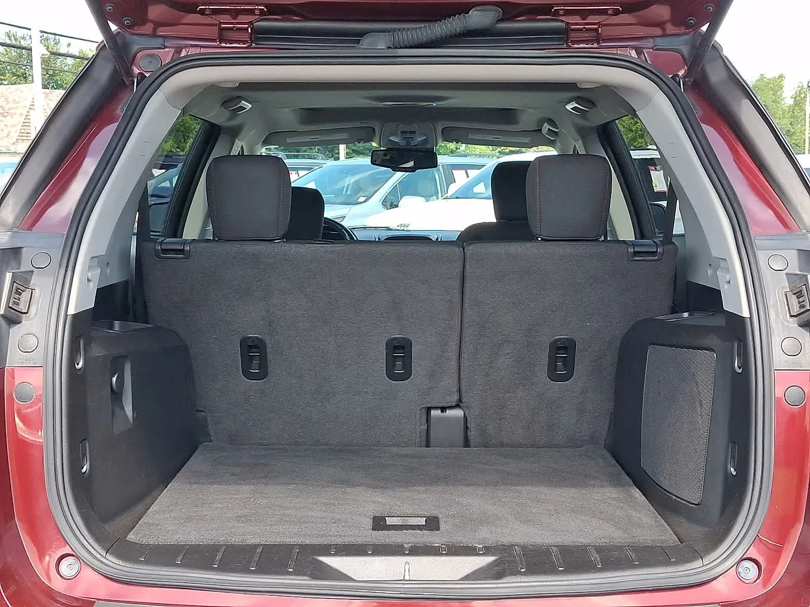 Used 2017 Crimson Red Tintcoat GMC SLE image 30