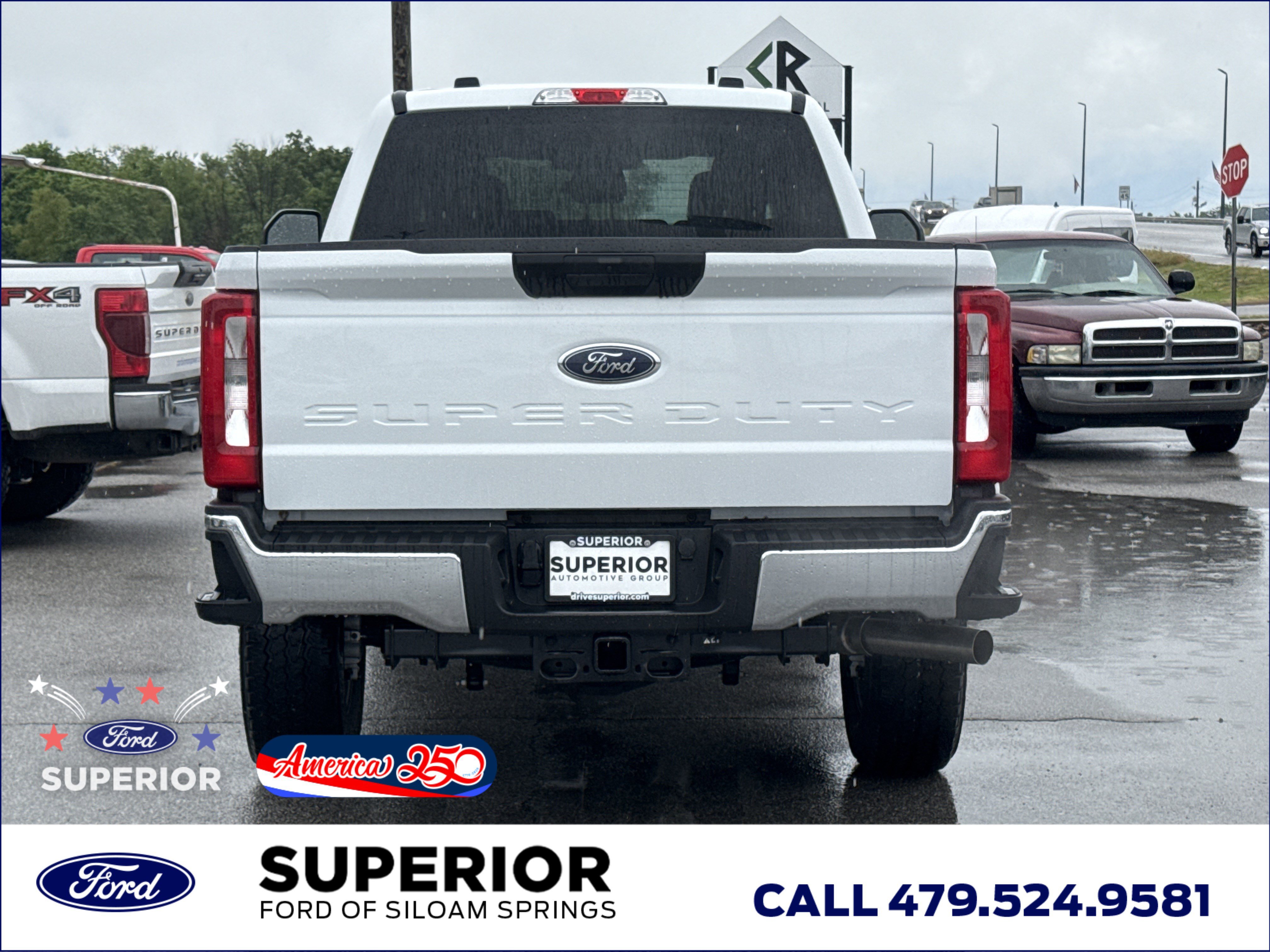 New 2026 Oxford White Ford XLT 4WD image 5