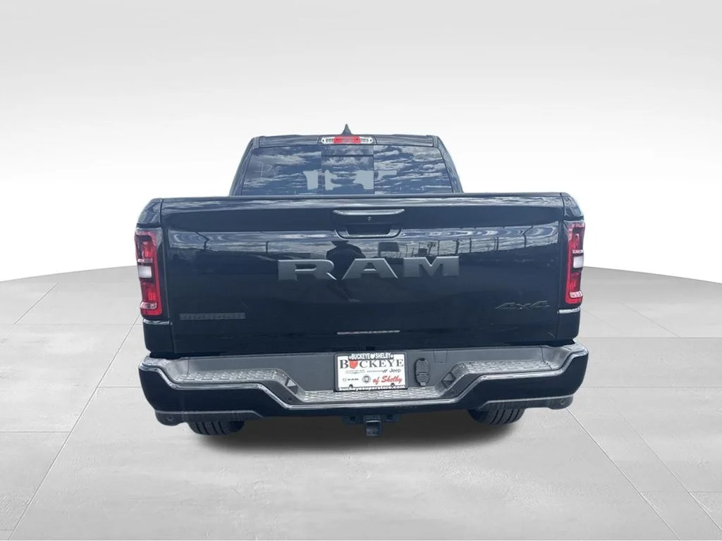 New 2026 Diamond Black Crystal Pearl-Coat Exterior Paint RAM BIG HORN image 4