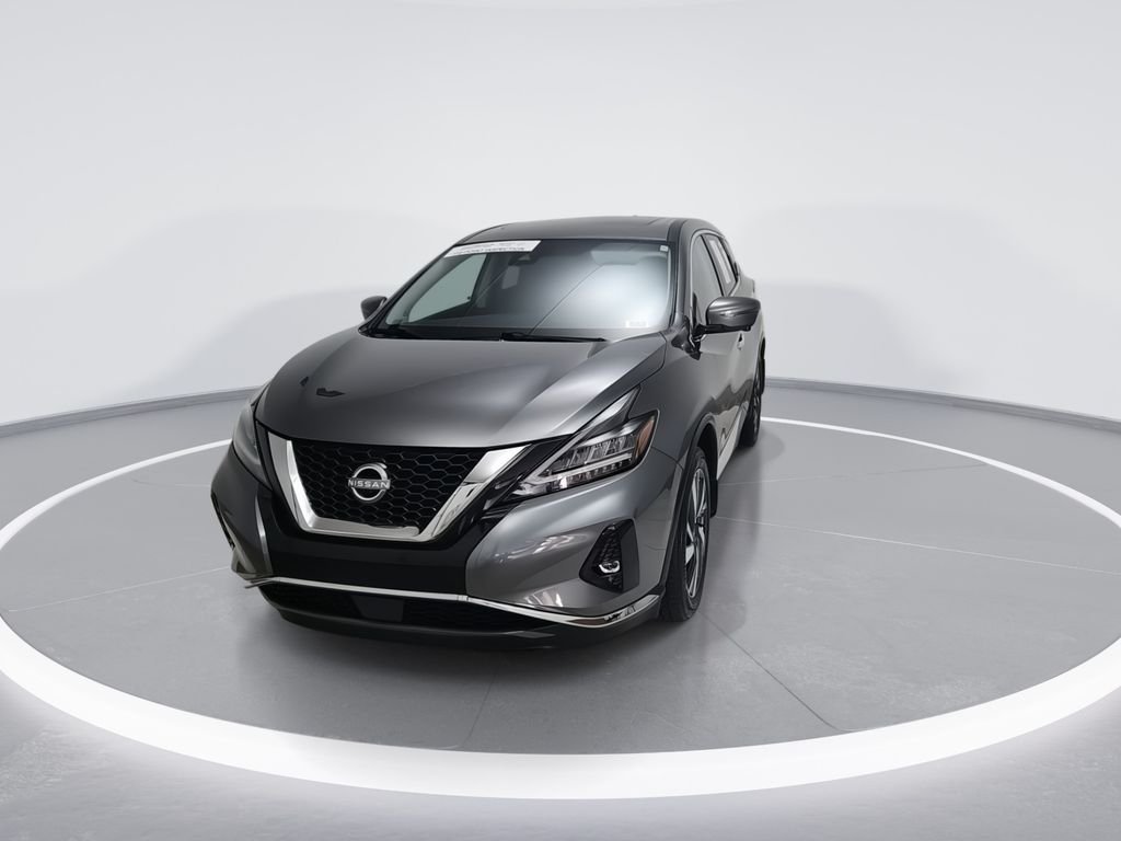 Used 2024 Gray Nissan SL image 6