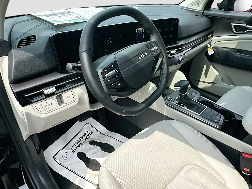 New 2026 Ebony Black Kia EX image 9