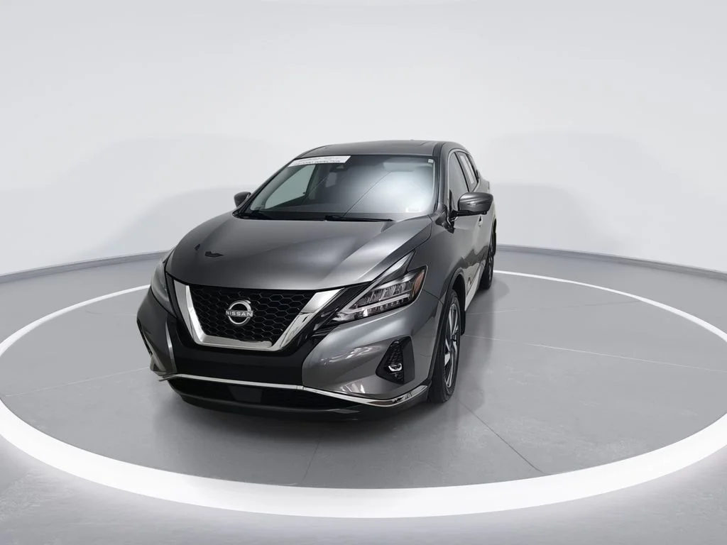 Used 2024 Gray Nissan SL image 6