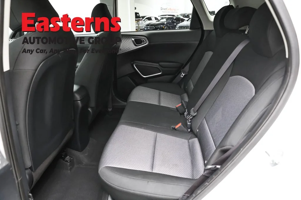Used 2024 White Kia LX image 21