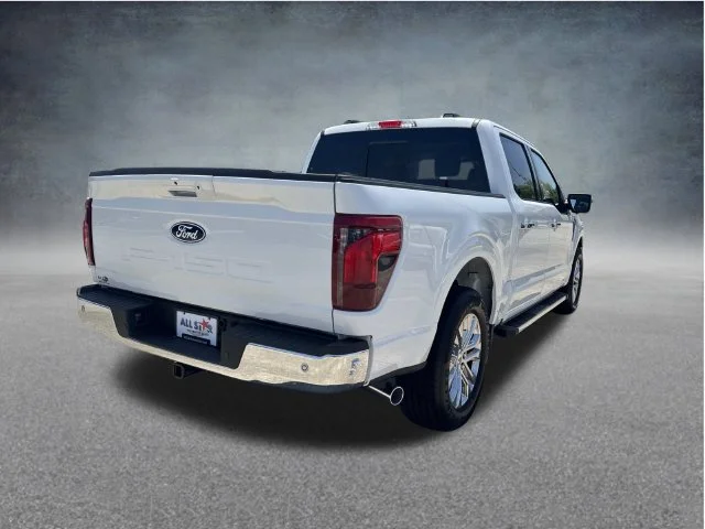 New 2026 Oxford White Ford XLT image 9