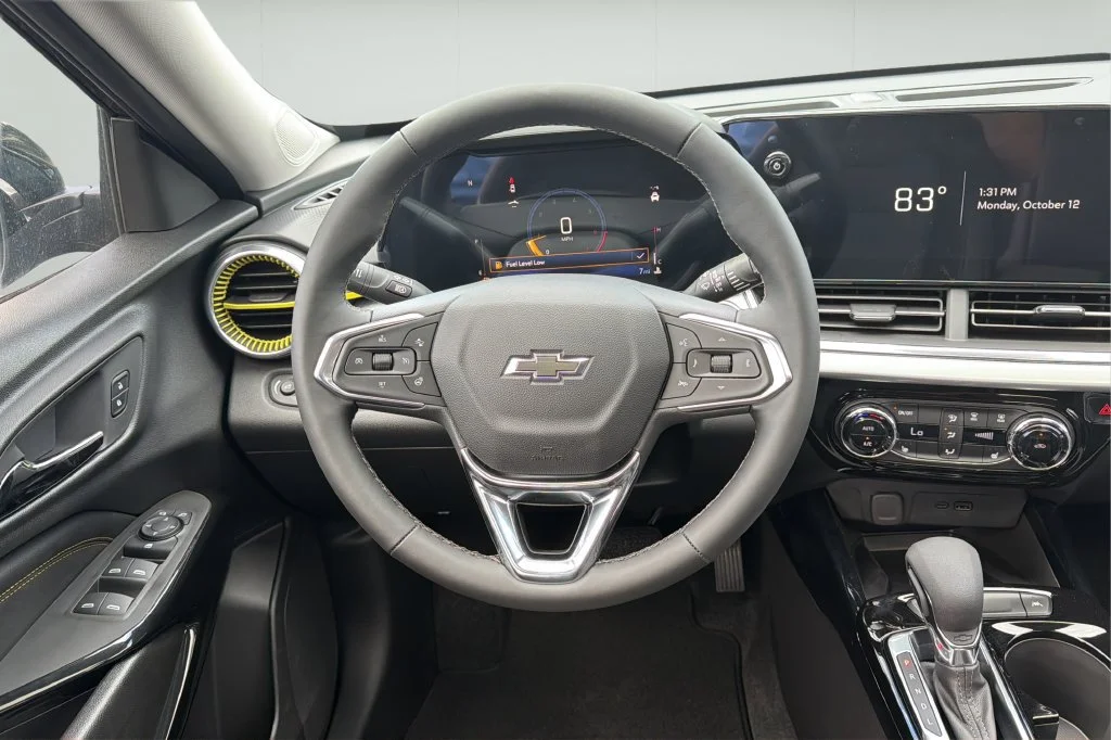 New 2026 Mosaic Black Metallic Chevrolet LT image 21