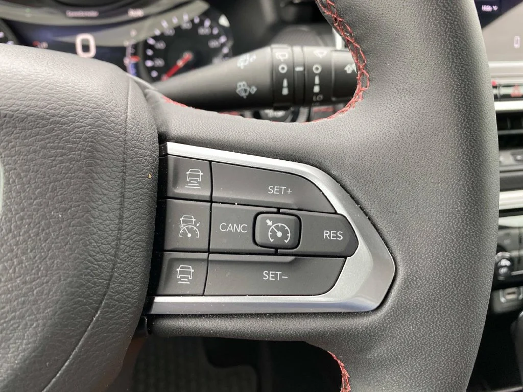 Certified Used 2026 White Jeep Trailhawk image 18