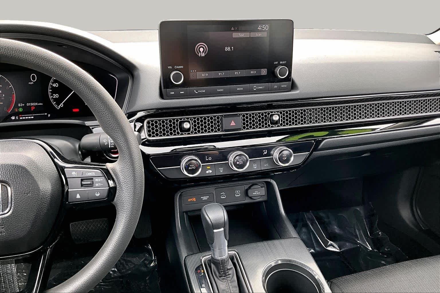 2025 Honda Civic LX - Photo 7