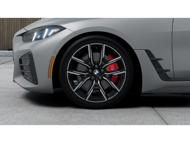 New 2026 Frozen Pure Grey II Metallic BMW M60 image 7