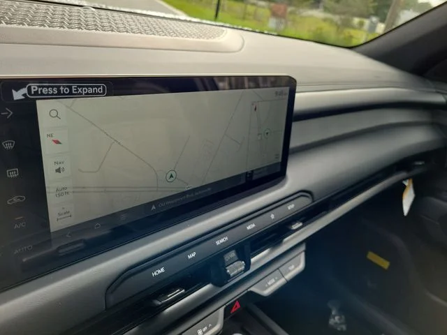 New 2027 Wolf Gray Kia X-LINE SX image 29