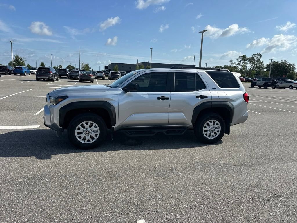 Used 2026  Toyota SR5 image 11