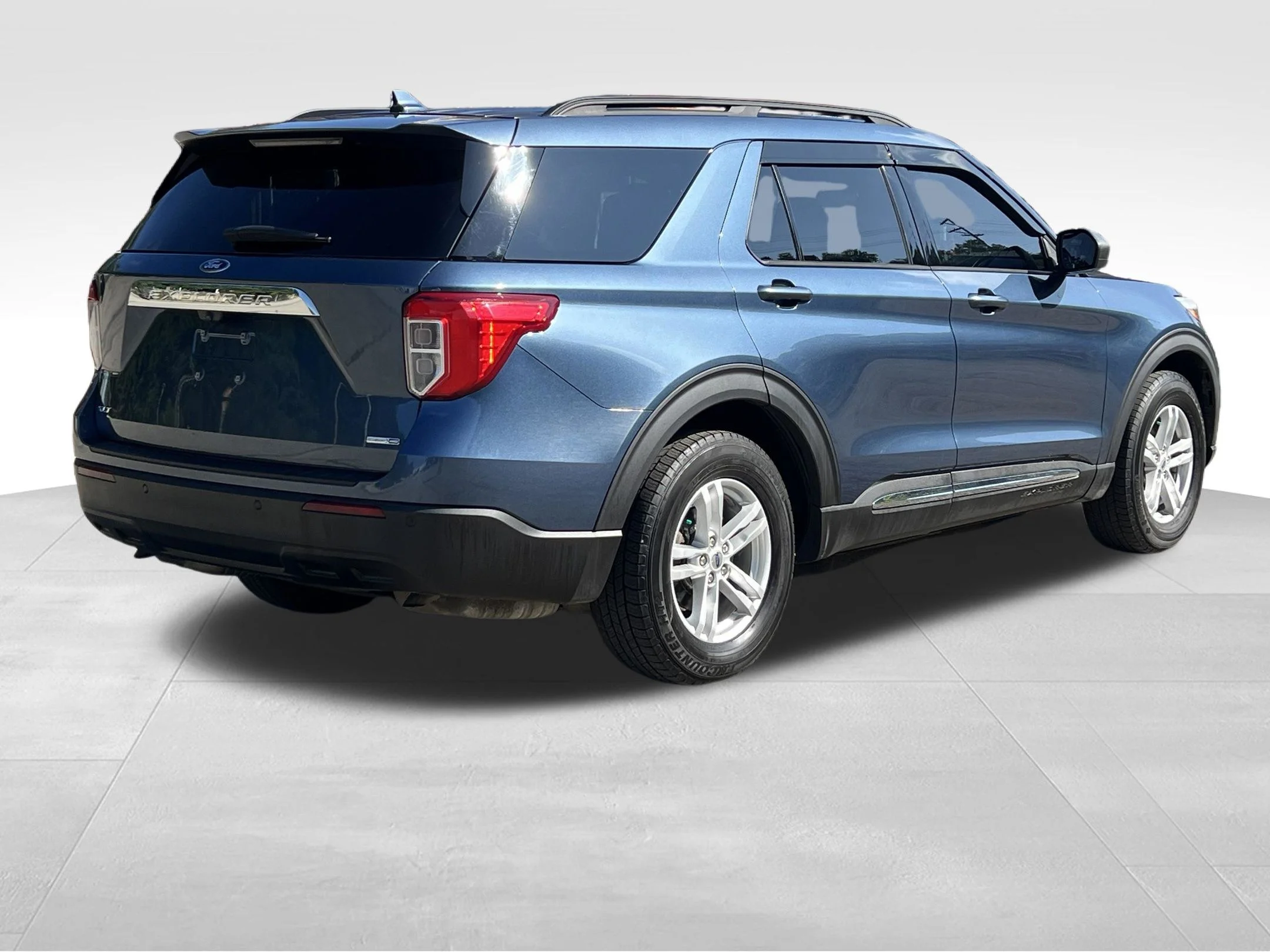 Used 2020 Blue Ford XLT image 7