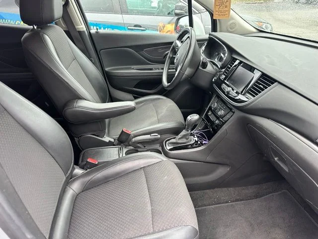 Used 2022 Silver Buick Preferred image 13