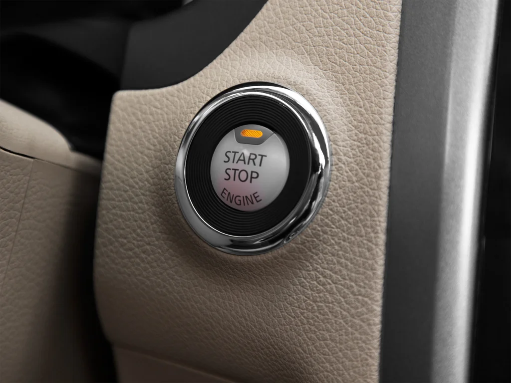 Used 2013 Blue Nissan 2.5 S image 52