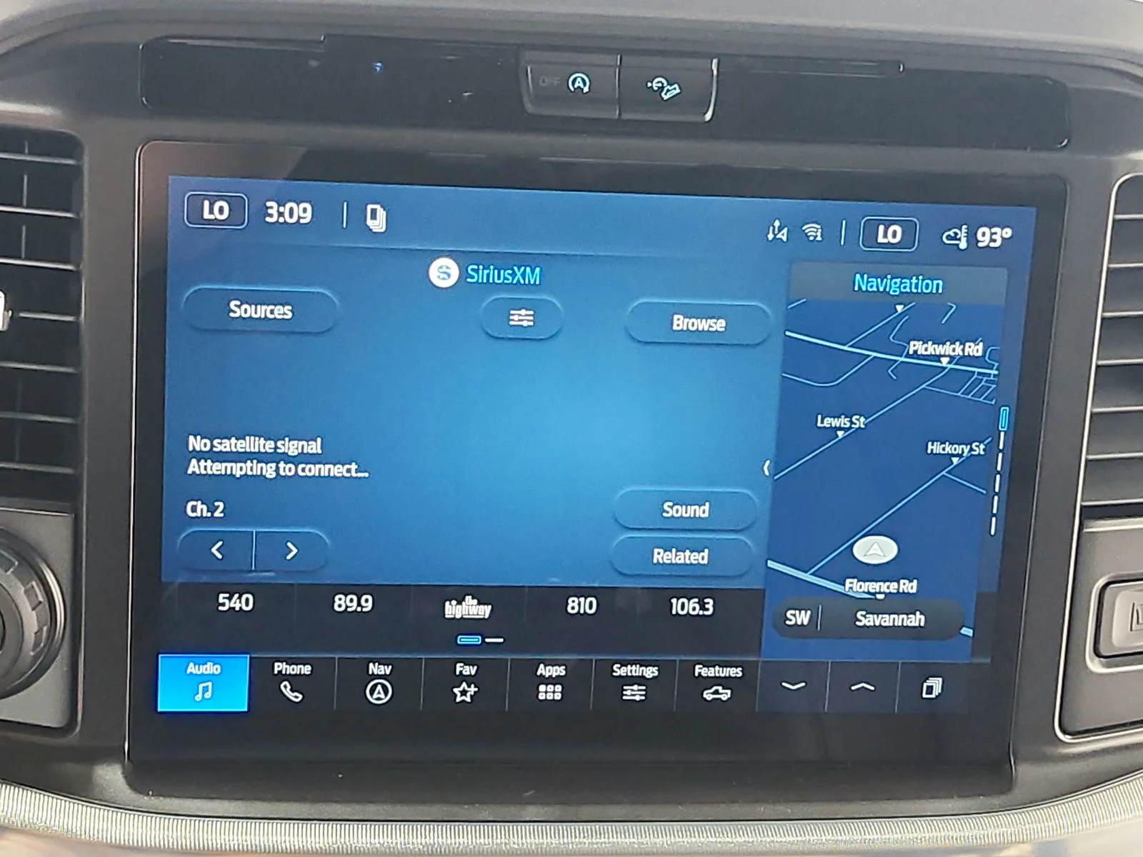 New 2026 Gray Ford Lariat image 30