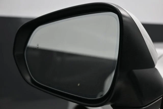 Used 2023 White Lexus 350 Luxury image 4