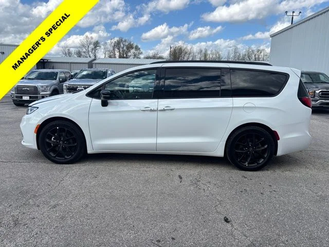 2025 Chrysler Pacifica Limited