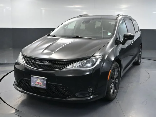 2019 Chrysler Pacifica Touring L Plus - Photo 12