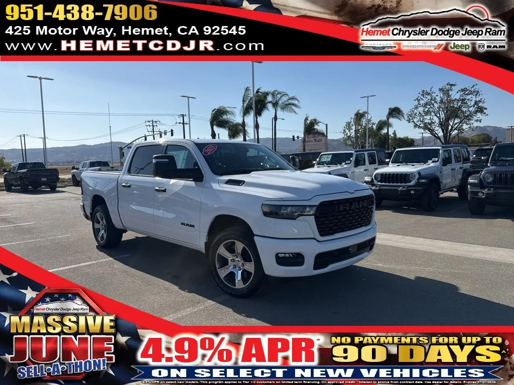 2025 RAM 1500 Tradesman 4x4 Crew Cab 5'7's photo