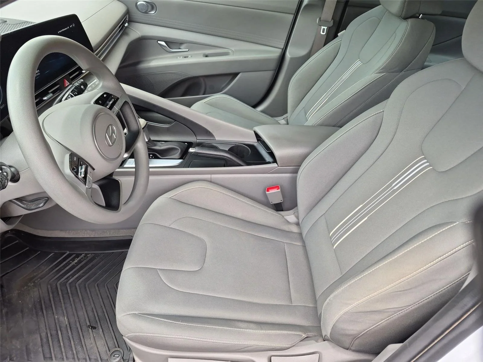 Used 2024 Serenity White Hyundai SEL image 18