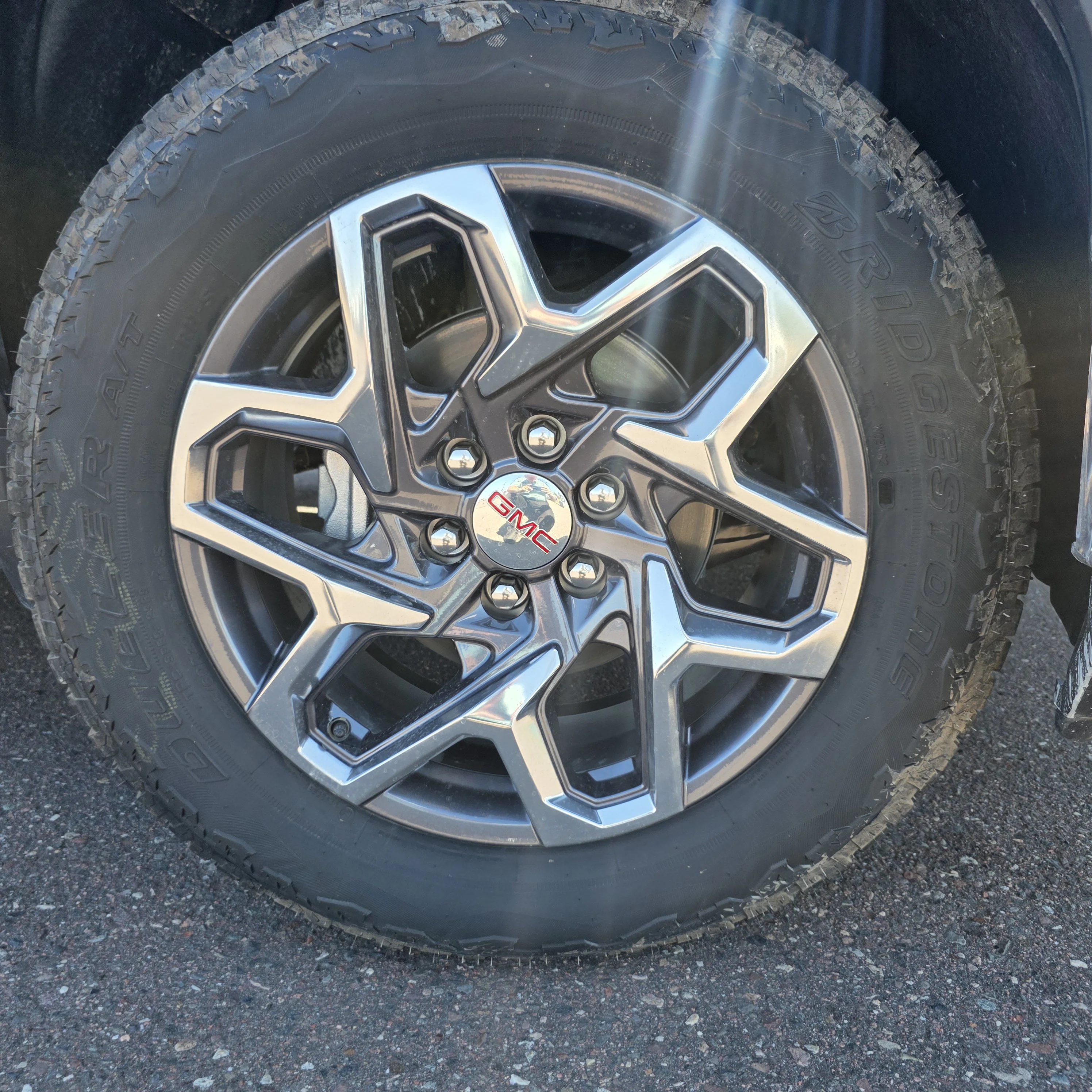 2026 GMC Sierra 1500 SLT - Photo 6