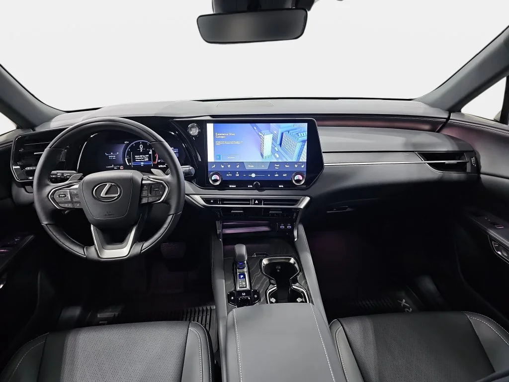 New 2026 Iridium Lexus PREMIUM PLUS image 9