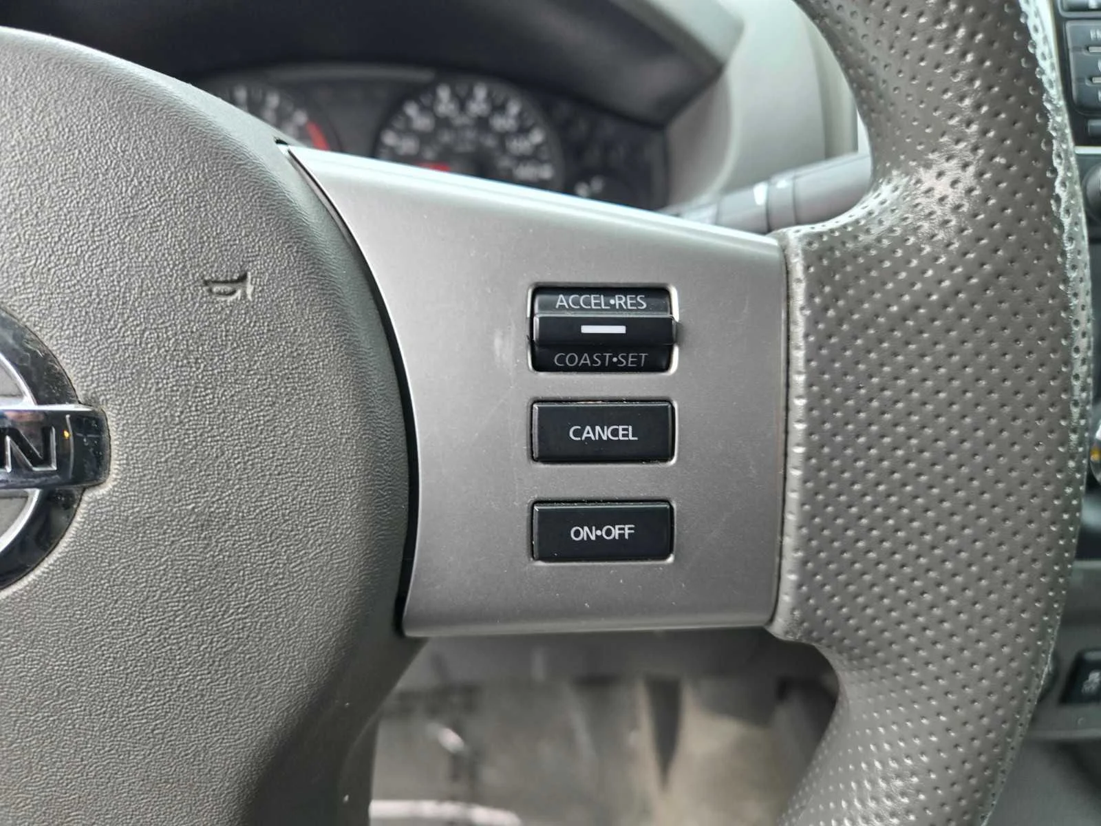 Used 2016  Nissan SV image 25