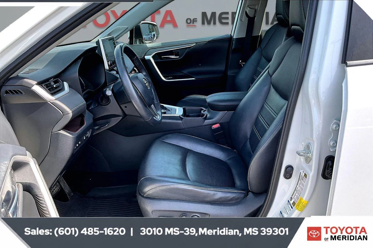 Used 2020 Blizzard Pearl Toyota Hybrid Limited image 18