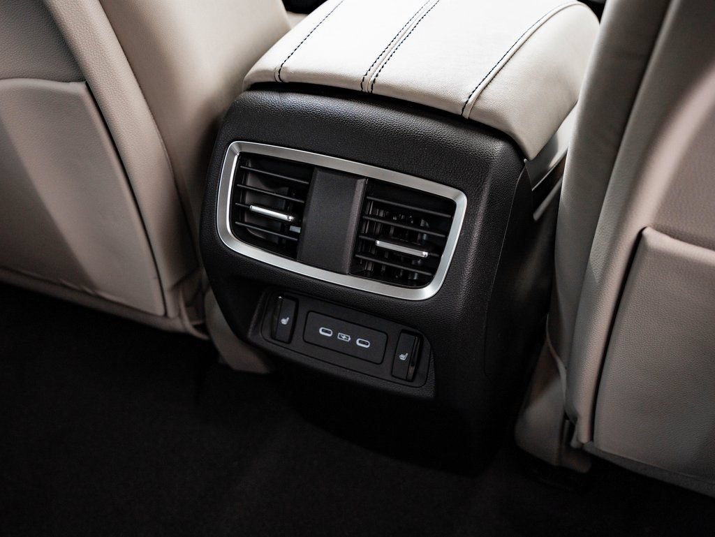 Used 2026 Platinum White Acura Advance Package image 35