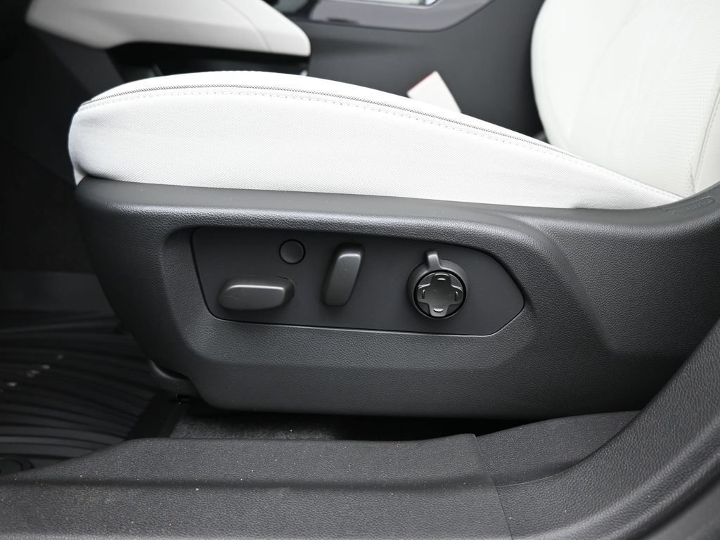 2026 Buick Envision Avenir - Photo 15