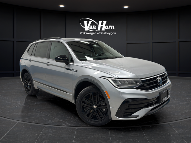 2022 Volkswagen Tiguan 2.0T SE R-Line Black